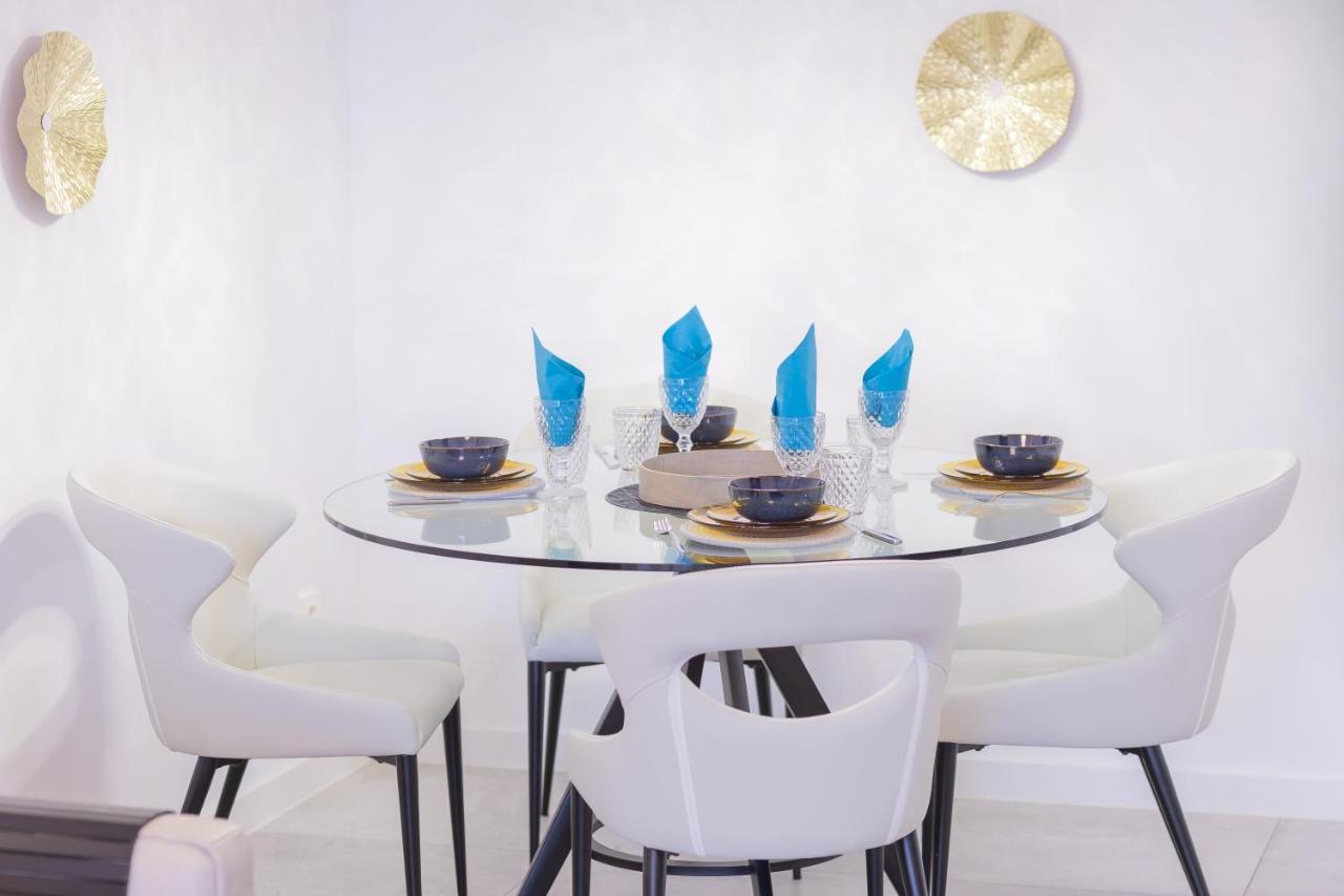 Marbella Luxury Brand New 2-Bedroom Apartment, 3 Min Walk To The Beach! Dış mekan fotoğraf
