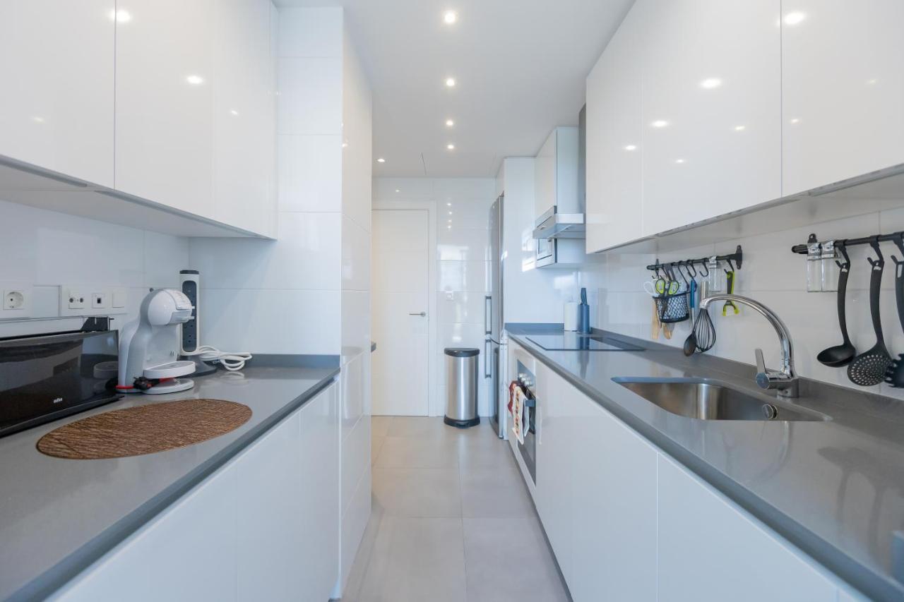 Marbella Luxury Brand New 2-Bedroom Apartment, 3 Min Walk To The Beach! Dış mekan fotoğraf
